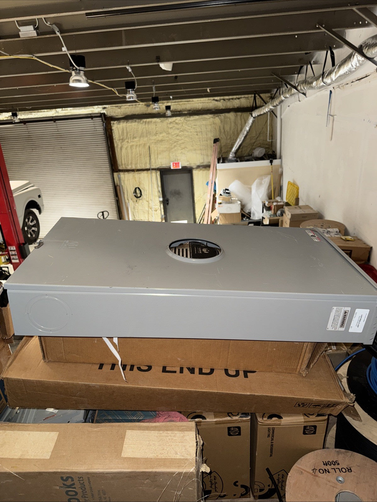 Milbank UAP3566-X-HSP 7 Terminal Ringless Large Closing Plate Lever Bypass