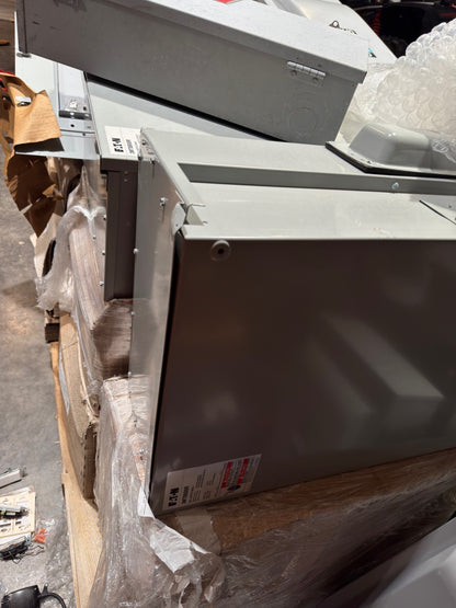 Eaton 3MTB800R Main Terminal Box, 800 Amp, 120/208Vac, NEMA 3R, Three-Phase, 4W