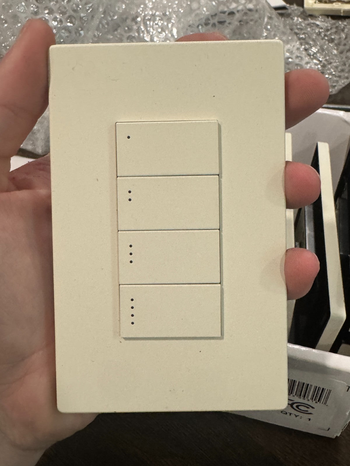 Savant Ascend Low Voltage Keypad 4 Button ( Light Almond )