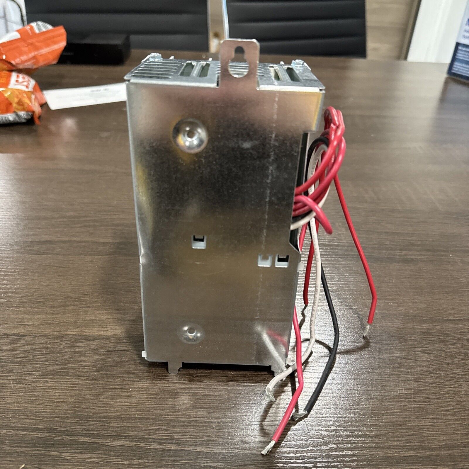 Lutron HW-RPM-4A-120 remote power module. – Black Diamond Online Store