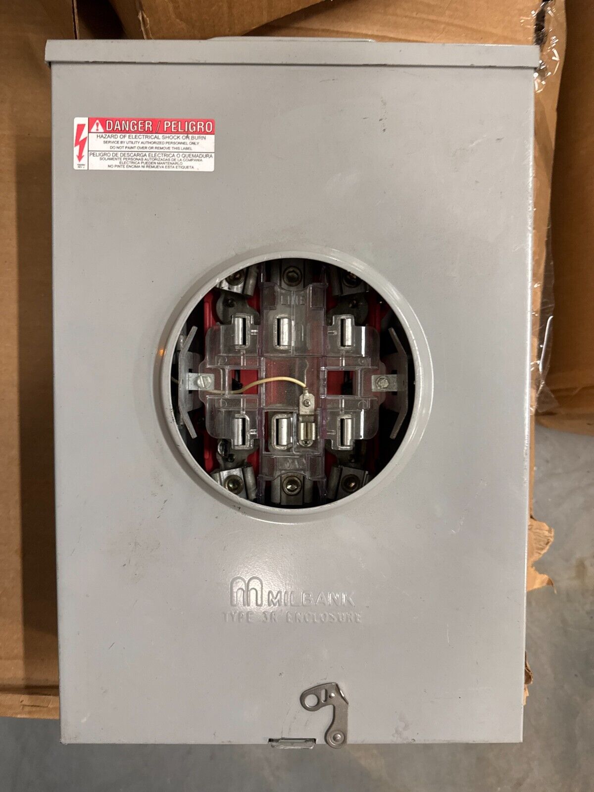 Milbank Series 9700L Type 3R Enclosure 3Ph 4 Wire 600 Vac 200 Amp Cont