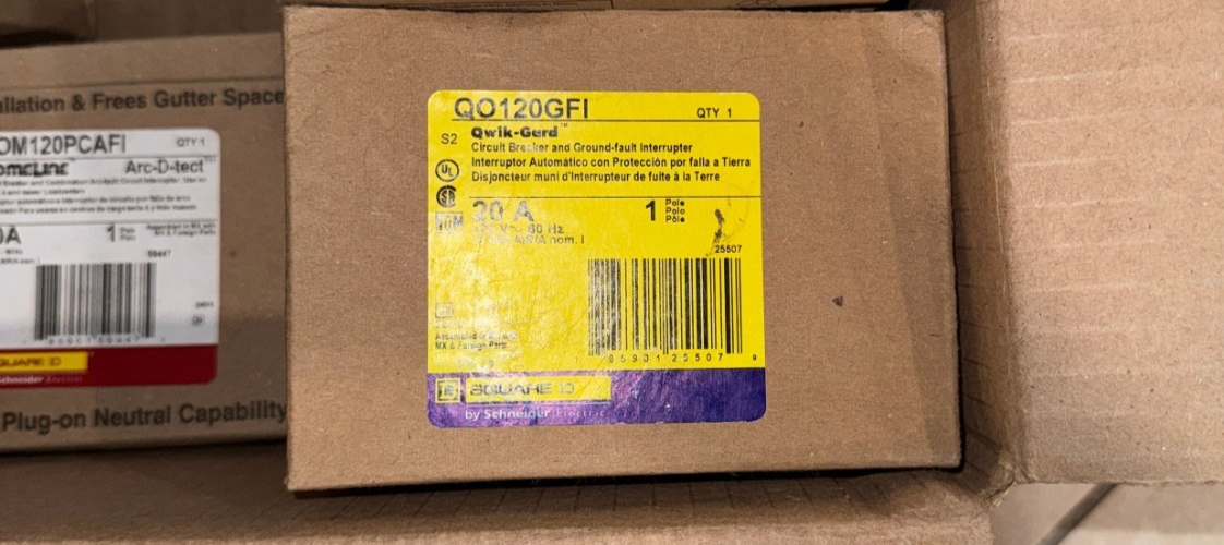 Square D QO120GFI Plug-In Circuit Breaker 20A 120VAC 1P 1PH Type QO 20 Amp