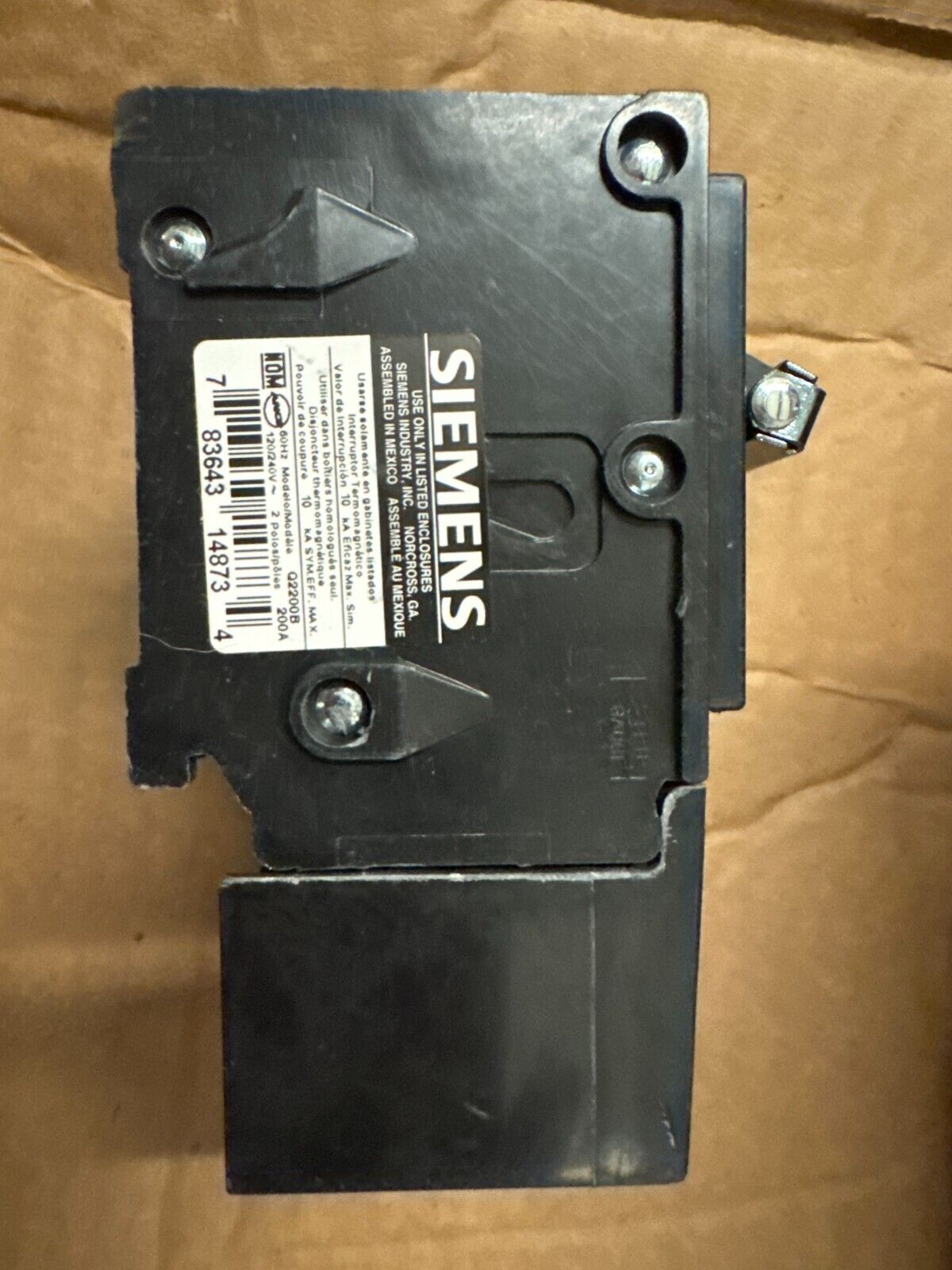 Siemens Q2200B Main Circuit Breaker 2-Pole 120/240Vac @ 6-Hz 200 Ampere 